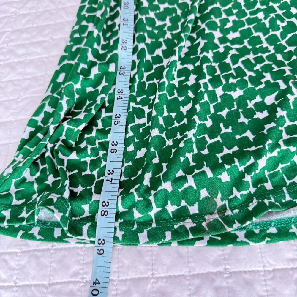 BCBG Max Azria Green White Wrap Dress Size L, Long Sleeve Abstract Pattern - Picture 10 of 11